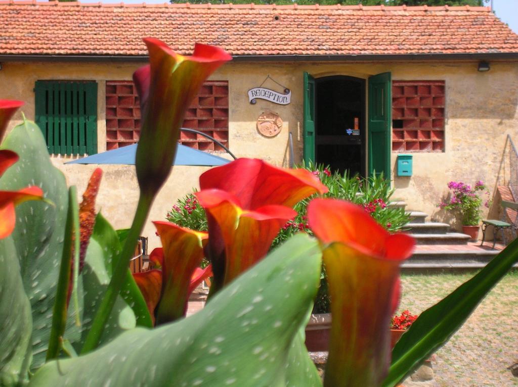 Agriturismo Le Pianore モンテスペルトリ エクステリア 写真