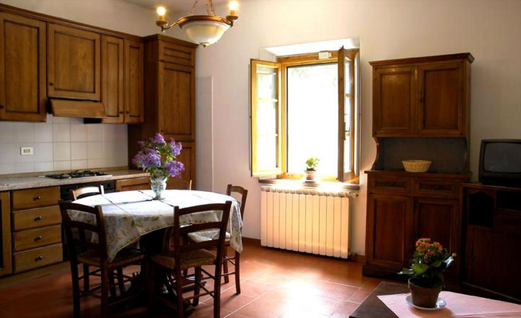 Agriturismo Le Pianore モンテスペルトリ 部屋 写真